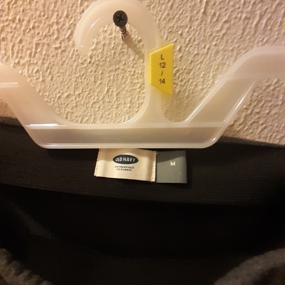 Clothes - Picture 2 of 5